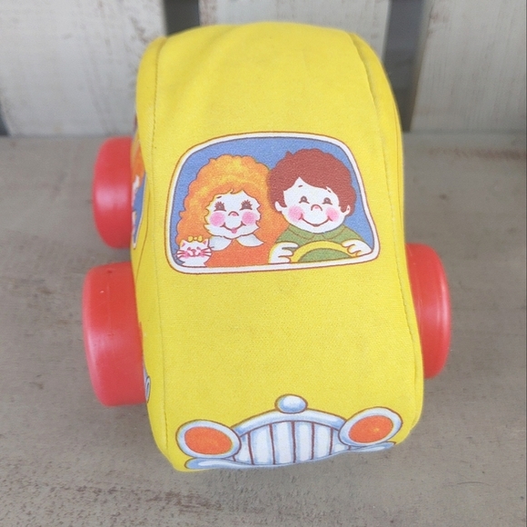 Vintage 1982 American Greetings Baby's First Car Yellow Softtouch Plastic Wheels - Picture 6 of 10
